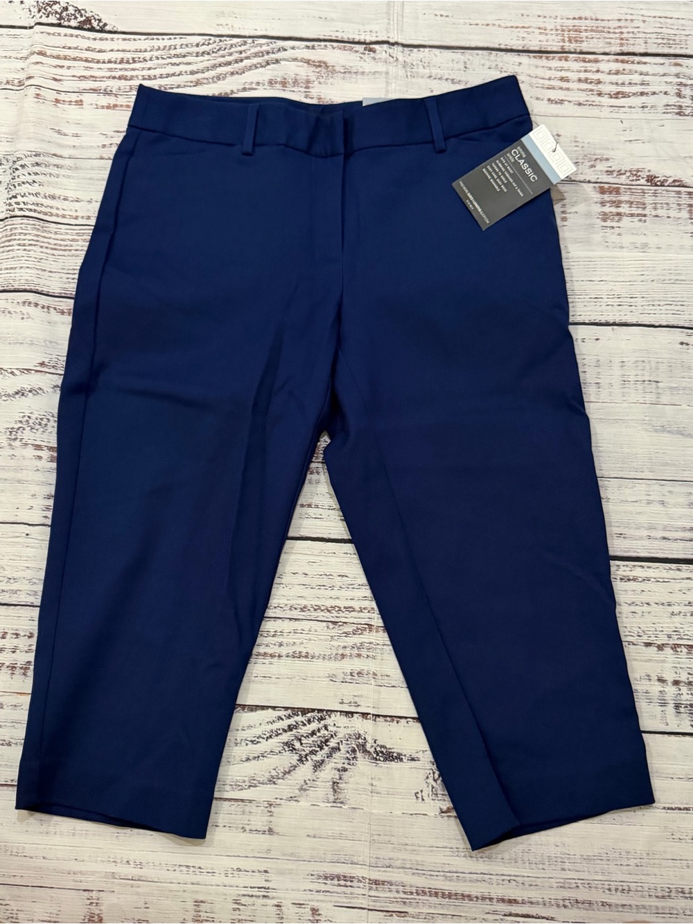Liz Claiborne cropped navy blue pants size 6P new with tag